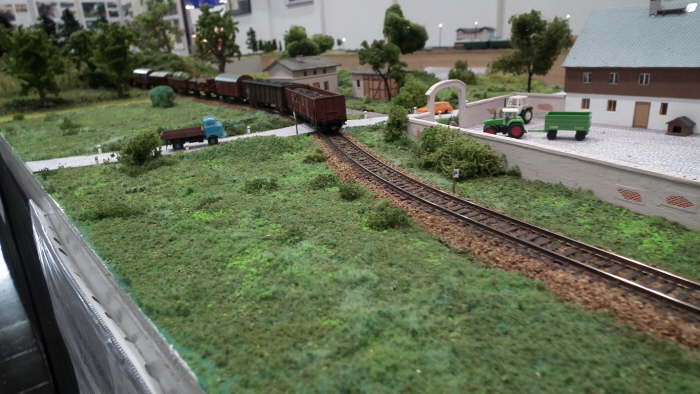 Bauernhof Bahnbergang